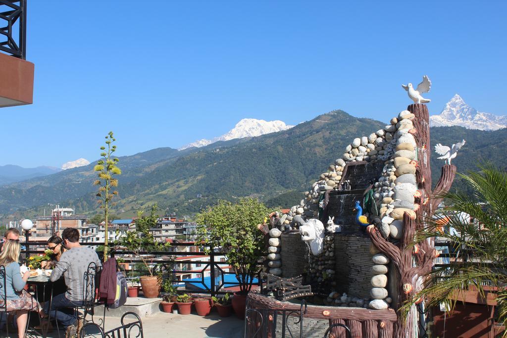 Hotel Point Pokhara Exterior foto