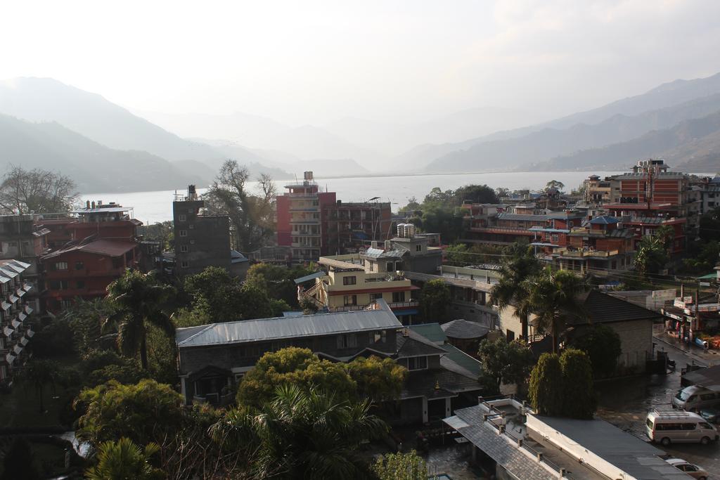 Hotel Point Pokhara Exterior foto